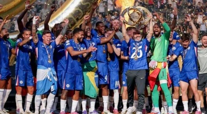 Η FIFA εξετάζει Παγκόσμιο Κύπελλο Συλλόγων κάθε δύο χρόνια thumb