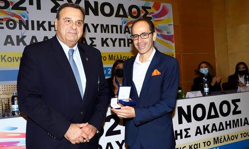 Η Κυπριακή Ολυμπιακή Επιτροπή τίμησε τον Ισίδωρο Κούβελο thumb