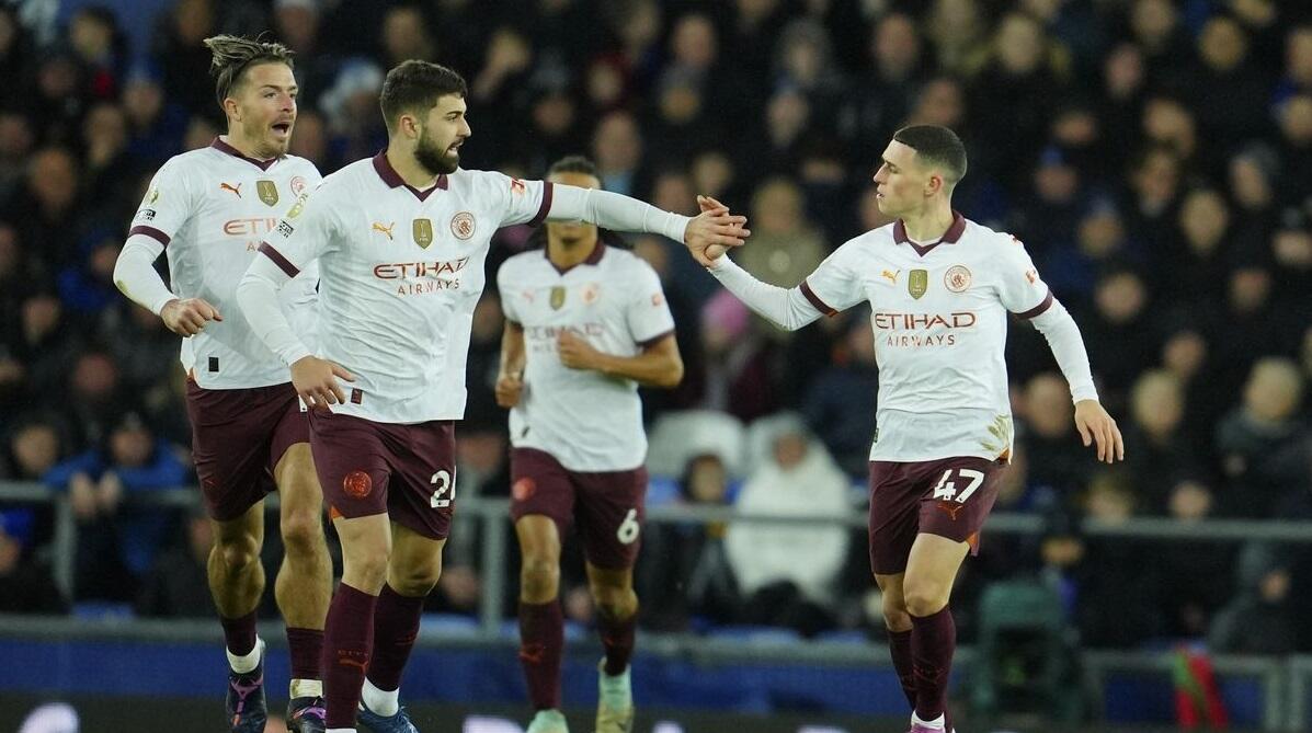 Έβερτον - Μάντσεστερ Σίτι 1-3: Συνεχίζει φουριόζα την καταδίωξη! thumb