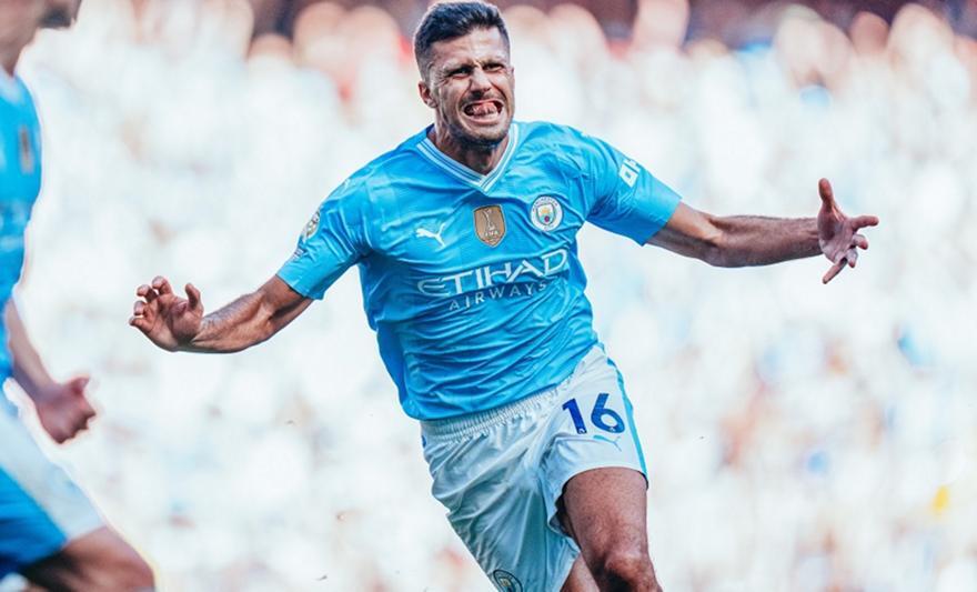 Η Χρυσή Βίβλος της Premier League: Έφτασε τις 10 κατακτήσεις η Μάντσεστερ Σίτι! thumb