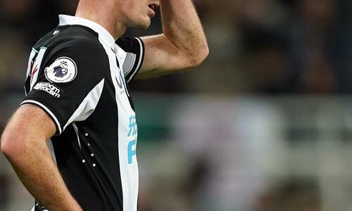 Νιούκαστλ: Ο Κλαρκ γρονθοκόπησε αντίπαλο σε φιλικό ματς και αποβλήθηκε (video) thumb