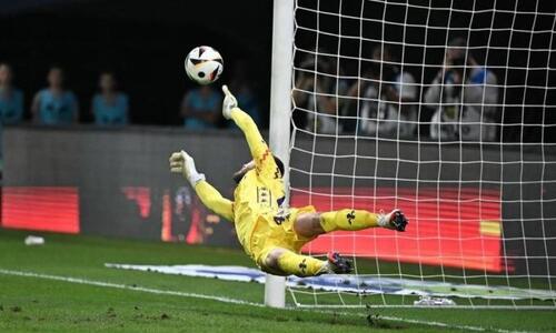 Στάση… Ντε Χέα για τη Μίλαν στη Φλωρεντία thumb
