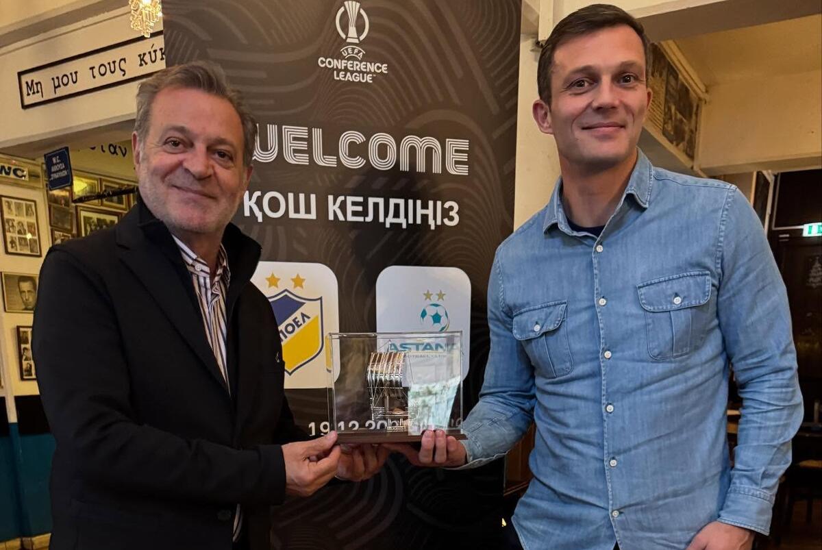 Γεύμα στην Αστάνα από την διοίκηση του ΑΠΟΕΛ (δώρο σε Πετρίδη) thumb