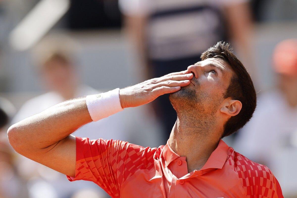 Roland Garros: Στα προημιτελικά με συνοπτικές διαδικασίες ο Τζόκοβιτς! thumb