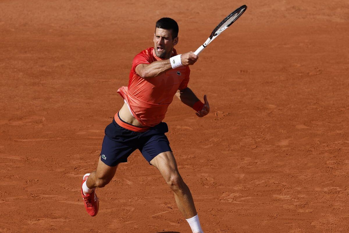 Roland Garros: Ο Τζόκοβιτς προκρίθηκε στα ημιτελικά, περιμένει Τσιτσιπά ή Αλκαράθ thumb