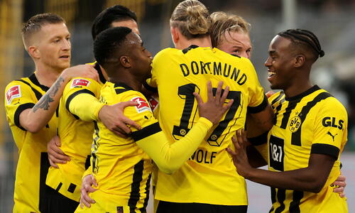 Bundesliga: Στην κορυφή η Ουνιόν, μεγάλη νίκη για τη Ντόρτμουντ thumb