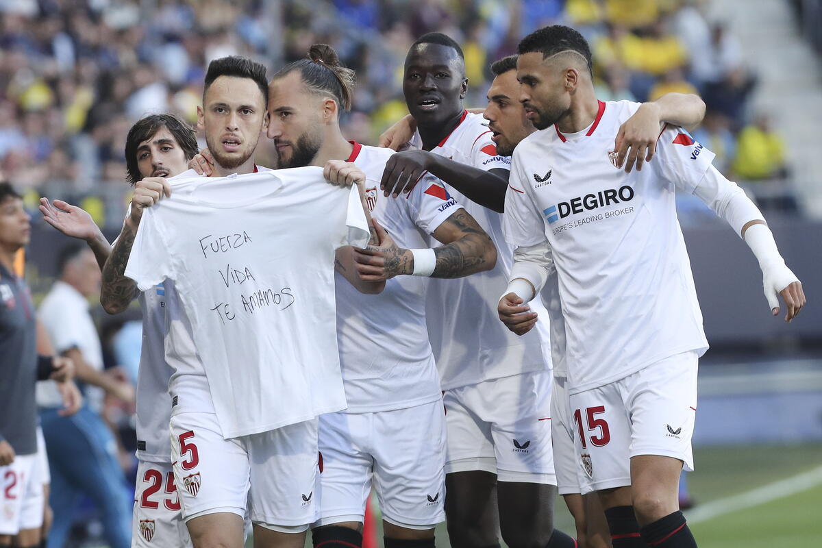La Liga: Η Σεβίλη «άλωσε» την έδρα της Κάντιθ thumb