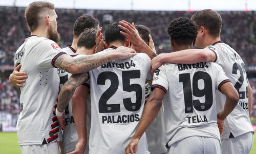 Bundesliga: Σίφουνας η Λεβερκούζεν, πέρασε και από τη Φρανκφούρτη thumb