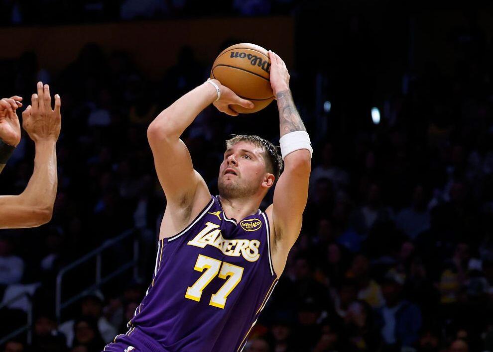 NBA: Κυρίαρχος ο Ντόντσιτς στη νίκη των Lakers (vids) thumb
