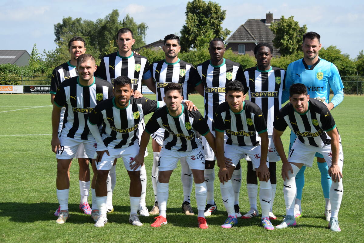 «Καθαρή» νίκη 3-1 της ΑΕΚ επί της Βέστερλο στο πρώτο φιλικό thumb