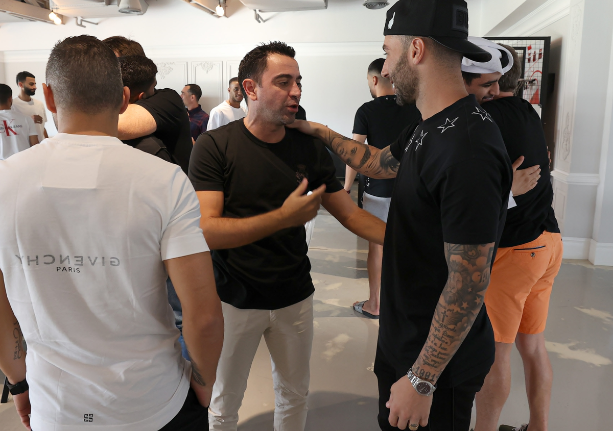 Τσάβι: Αποχαιρέτισε με δάκρυα στα μάτια  thumb