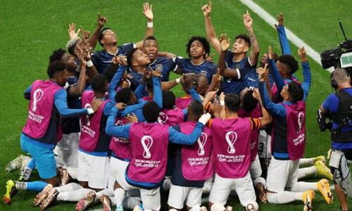 Ολλανδία - Ισημερινός 1-1: Total football έπαιξε... το Εκουαδόρ! thumb