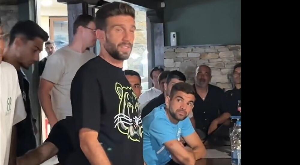 «Η μεγαλύτερή μου ευχή γι' αυτή τη χρονιά είναι να...» thumb