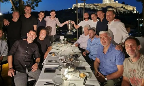 Το reunion της γενιάς του 2004 στην επέτειο του θριάμβου της Πορτογαλίας thumb