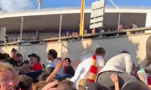 Κατήγγειλε ότι δέχθηκε επίθεση από οπαδούς της Λίβερπουλ thumb