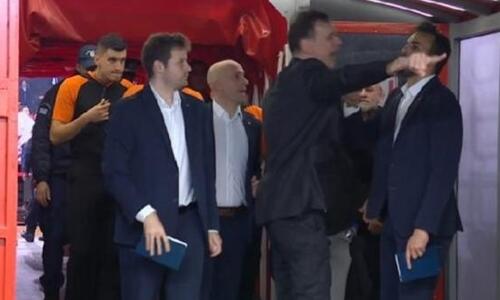 Επεισόδιο Μπαρτζώκα με τον Σάδα μετά το τέλος του αγώνα! (vid) thumb