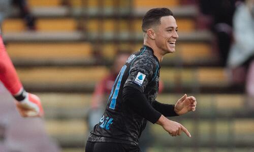 Serie A: «Διπλό» στο Σαλέρνο η Νάπολι thumb
