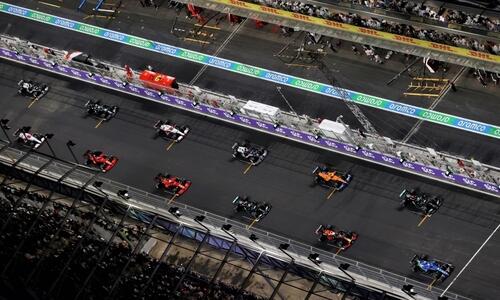 Formula 1: Υποχρεωτικός ο εμβολιασμός κατά της Covid-19 από το 2022 thumb