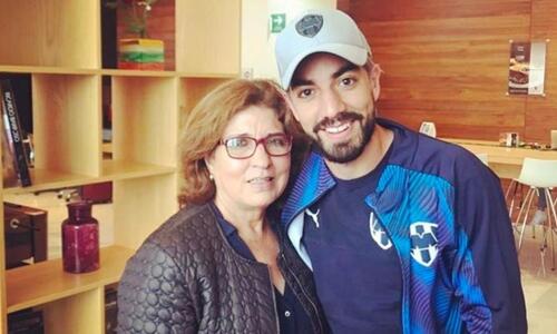 Τραγικά νέα για παίκτη της ΑΕΚ: Σκότωσαν τη θεία του και τραυμάτισαν τη μητέρα του thumb