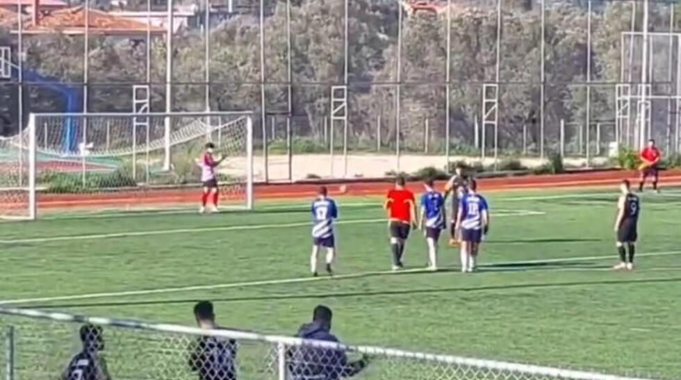 Το fair play της χρονιάς: Έστειλε άουτ πέναλτι γιατί ήταν ανύπαρκτο (βίντεο) thumb