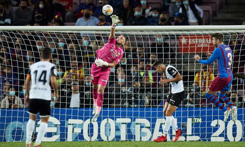 La Liga: Πλησιάζει η Μπαρτσελόνα thumb