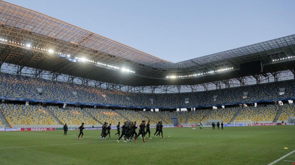 Μετατρέπει την Arena Lviv σε καταφύγιο προσφύγων thumb