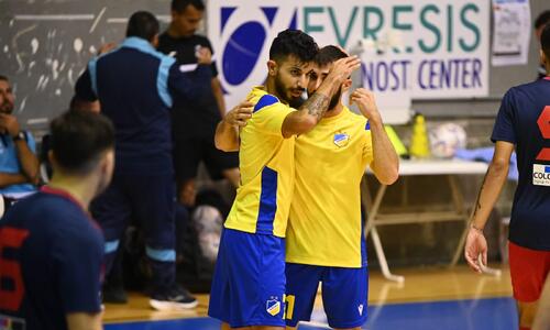 Futsal: Άνετη επικράτηση και για τον ΑΠΟΕΛ (φωτογραφίες) thumb