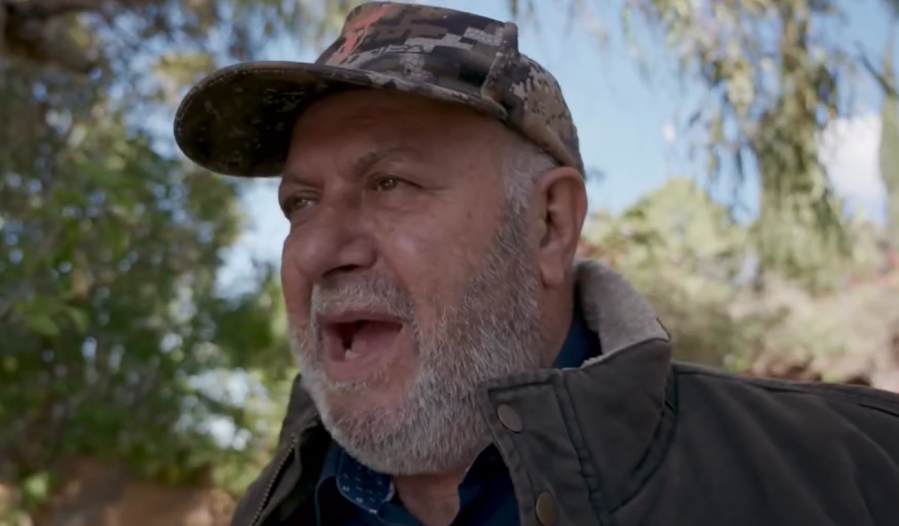 Κίκης με το... δίκαννο: «Τι κάμνετε, ρε, δαμέ;» (vid) thumb