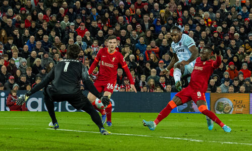 Premier League: Το καθήκον της η Λίβερπουλ... περιμένει «δώρο» από την Γιουνάιτεντ thumb