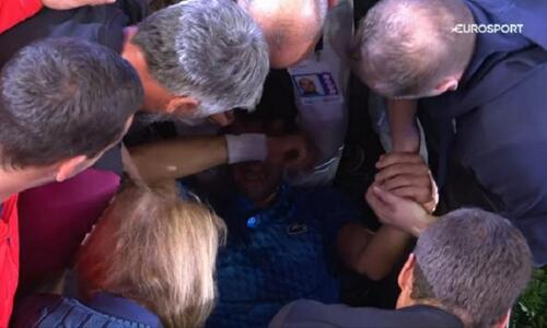 ΒΙΝΤΕΟ: Ανέβηκε στην εξέδρα και ξέσπασε σε κλάματα ο Τζόκοβιτς thumb