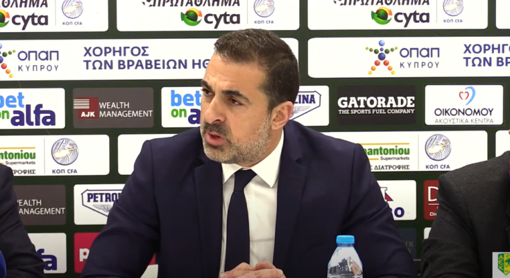 Φράγκος για τα επεισόδια στο «ΠΑΠ»: «Ο βαφτιστικός μου... ένα τσούρμο δειλοί»! thumb