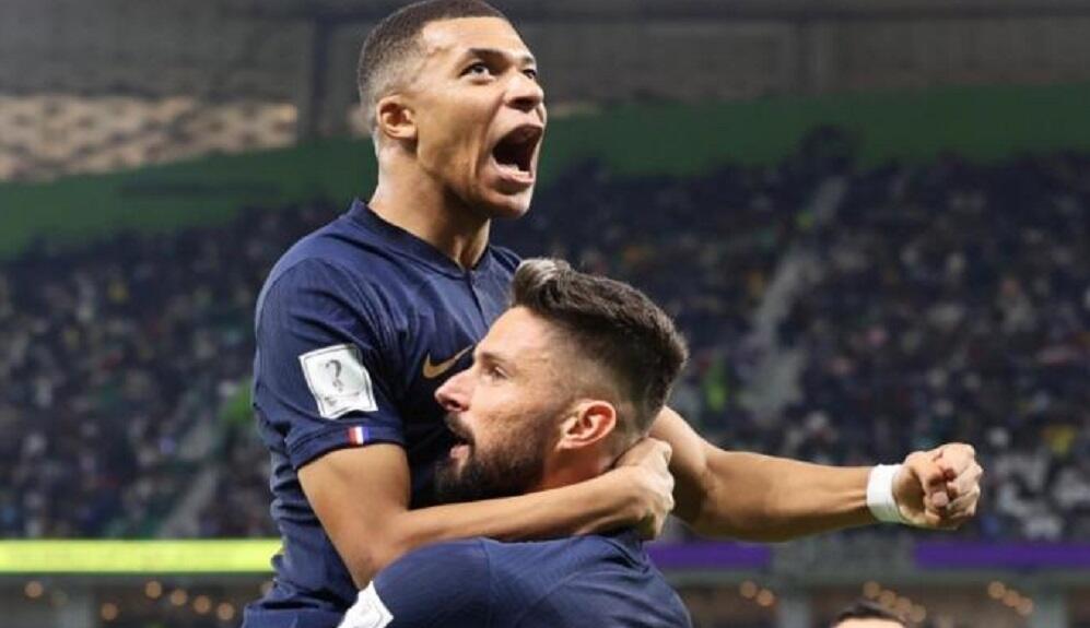 Προσκύνησαν τον... Kinglian Mbappe και οι Πολωνοί! thumb