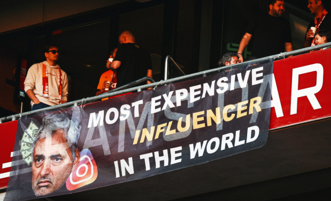 Πίκαραν τον Μουρίνιο: «Ο πιο ακριβός influencer στον κόσμο» (pic) thumb