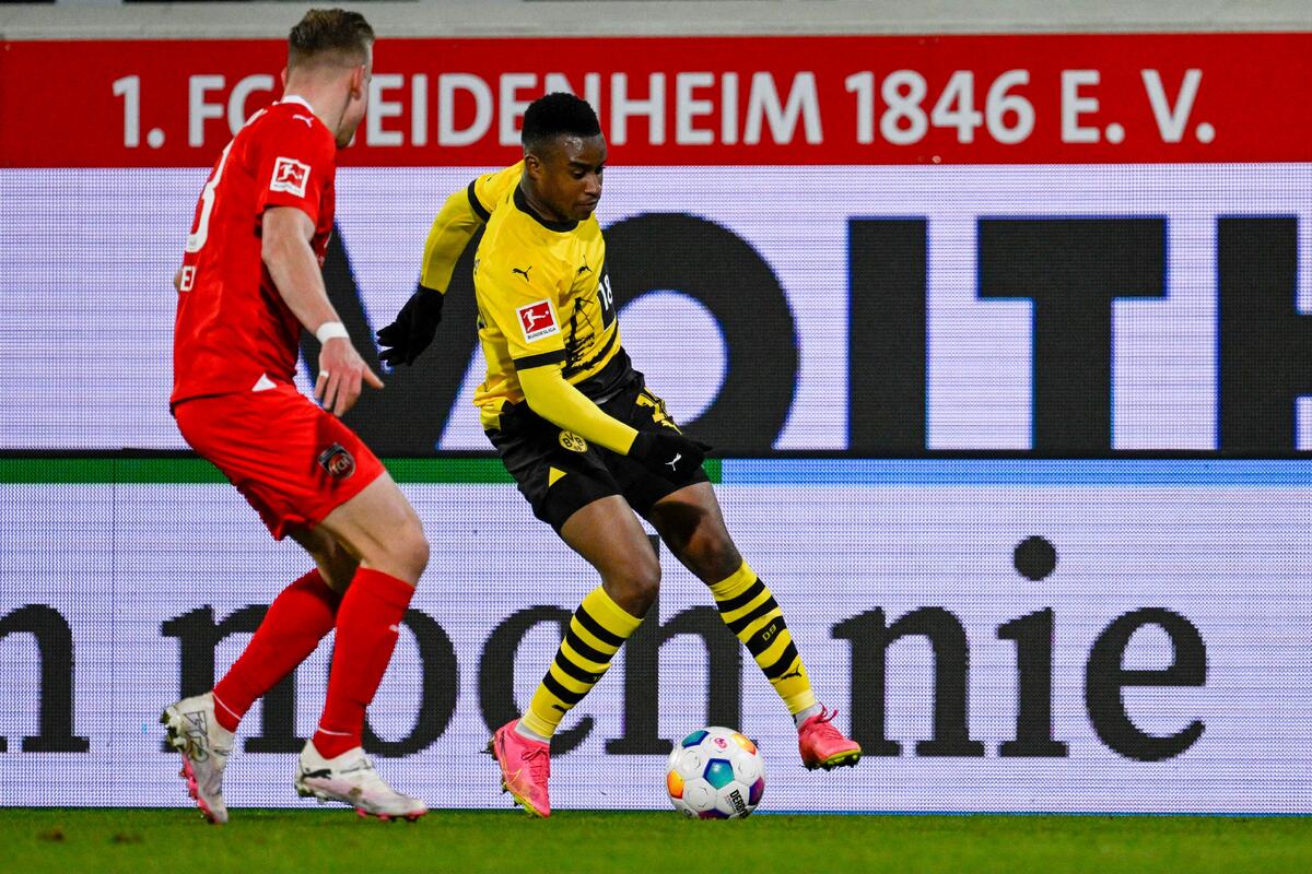 Bundesliga: «Γκέλα» για Ντόρτμουντ thumb