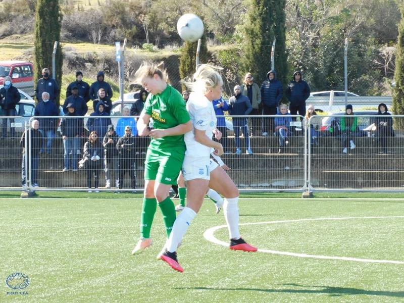 Διακοπή γιατί έμεινε με επτά ποδοσφαιρίστριες (Αποτελέσματα) thumb