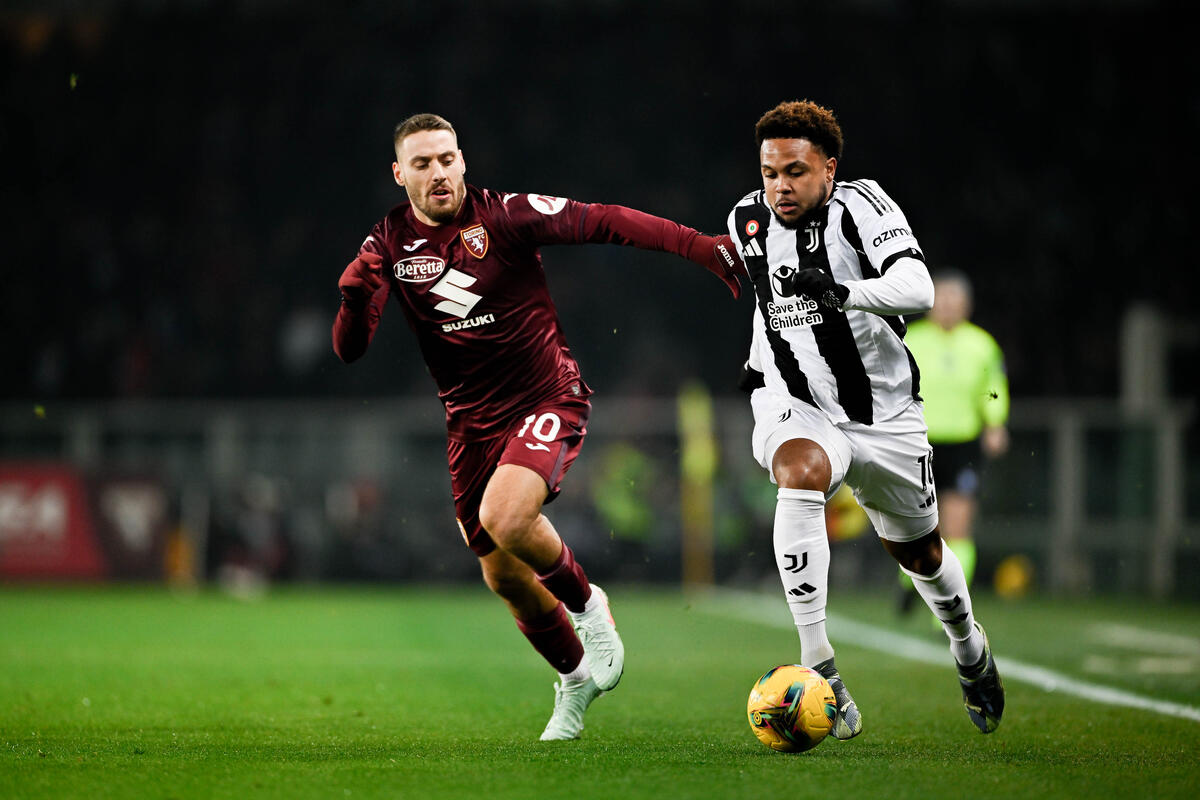 Serie A: Ισόπαλο το επεισοδιακό ντέρμπι στο Τορίνο thumb