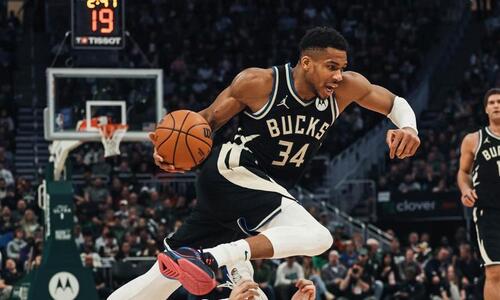 NBA: Triple double ο Γιάννης, 40άρα ο Λίλαρντ και οι Μπακς thumb