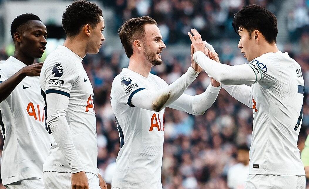 Premier League: «Αφεντικό» για το Champions League η Τότεναμ thumb