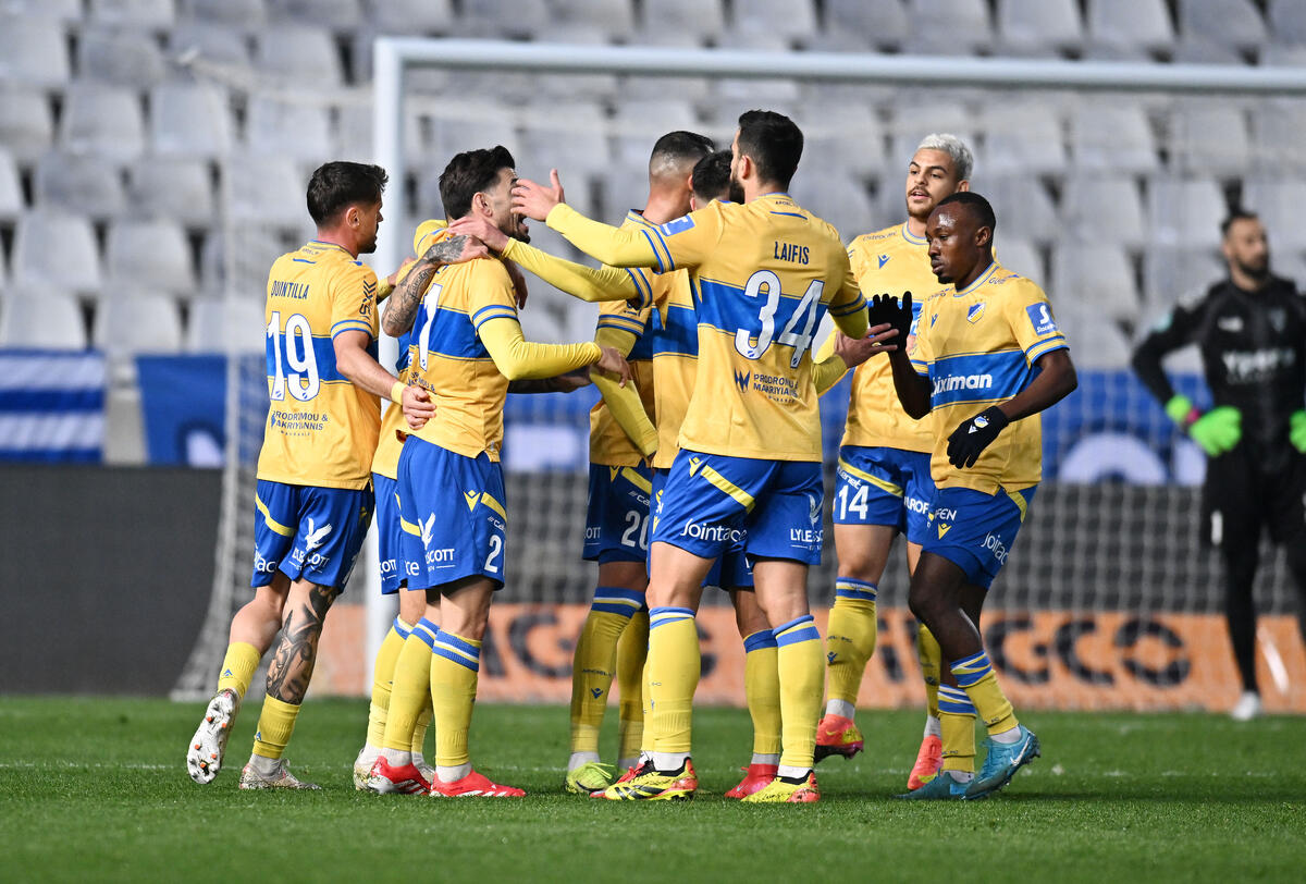 Βίντεο: Η γκολάρα του Μαϊόλι για το 2-0! thumb