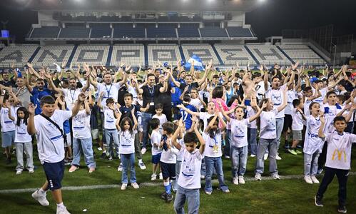 Μην τους ξυπνάτε! thumb