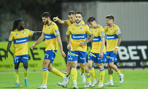 «Άλλες τρεις ομάδες μαζί με τον ΑΠΟΕΛ για το πρωτάθλημα - Αυτό είπα στον Πετρίδη...» thumb