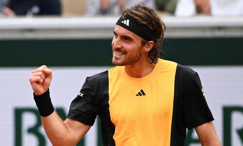Στον τρίτο γύρο του Roland Garros ο Τσιτσιπάς thumb