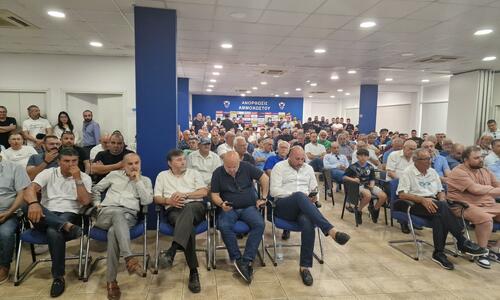 Τετραμελής επιτροπή αναλαμβάνει και «τρέχει» για όλα τα θέματα! thumb
