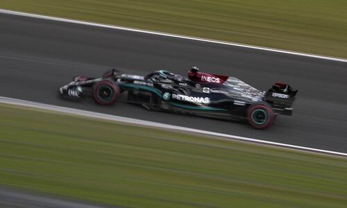 Formula 1, GP Βραζιλίας: Ποινή 5 θέσεων στον Λούις Χάμιλτον thumb
