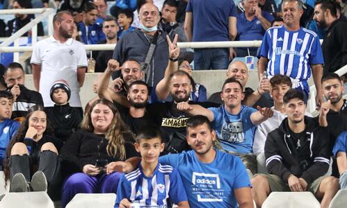Φωτορεπορτάζ από τον κόσμο στις εξέδρες του ΓΣΠ (pics) thumb