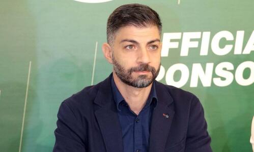 Δημητρίου: «Δεν σχολιάζουμε δημοσιεύματα, ενημερώθηκε ο Μάταβζ...» thumb
