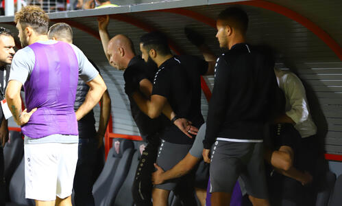 Επεισόδια και ζημιές έξω από το «Αμμόχωστος» thumb