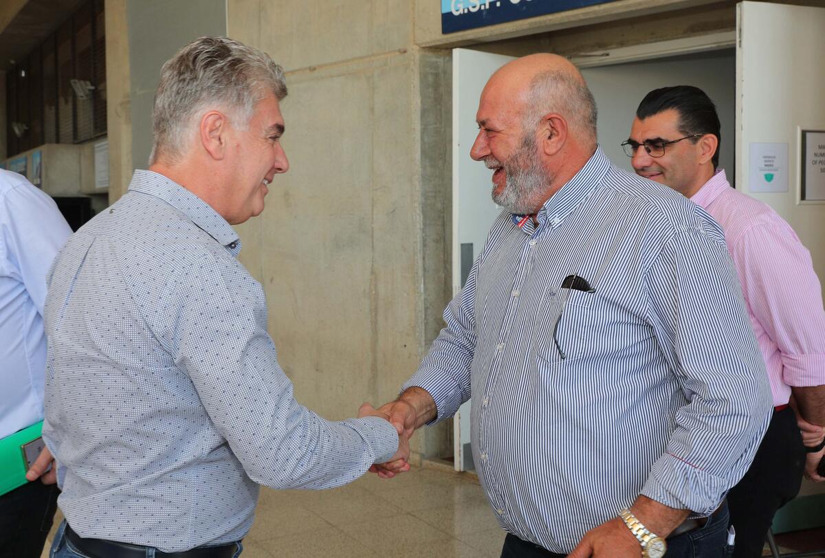 Παπασταύρου: «Ελπίζουμε σε καθαρό παιχνίδι... Δεν είναι μόνο ο τίτλος» thumb