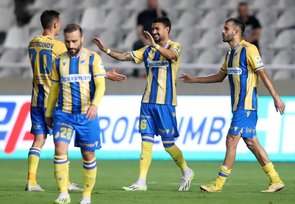 ΑΠΟΕΛ- Εθνικός 5-1: Έριξε πεντάρα και «κόλλησε» δεύτερη σερί νίκη thumb