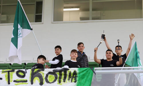 Φωτορεπορτάζ από τον αγώνα Δόξα - ΑΕΛ thumb